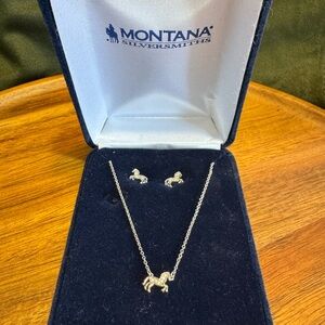 Montana Silversmiths Silver Horse Necklace Set